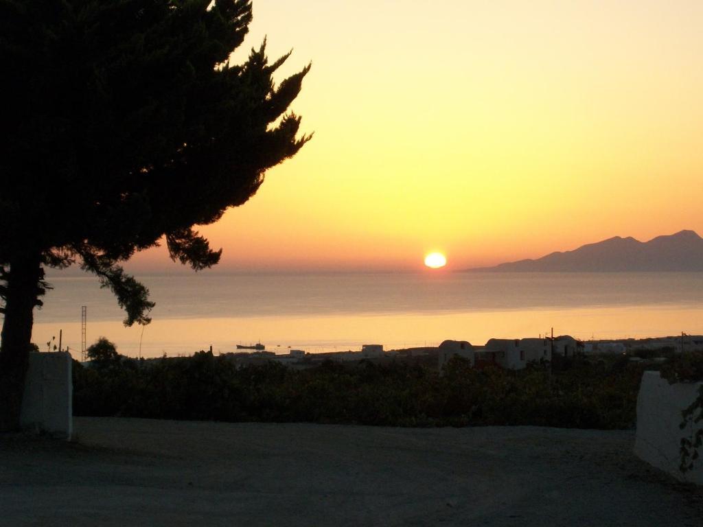 Villa Koronios Fira  Exterior foto