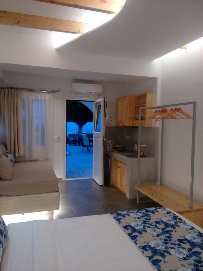 Villa Koronios Fira  Exterior foto